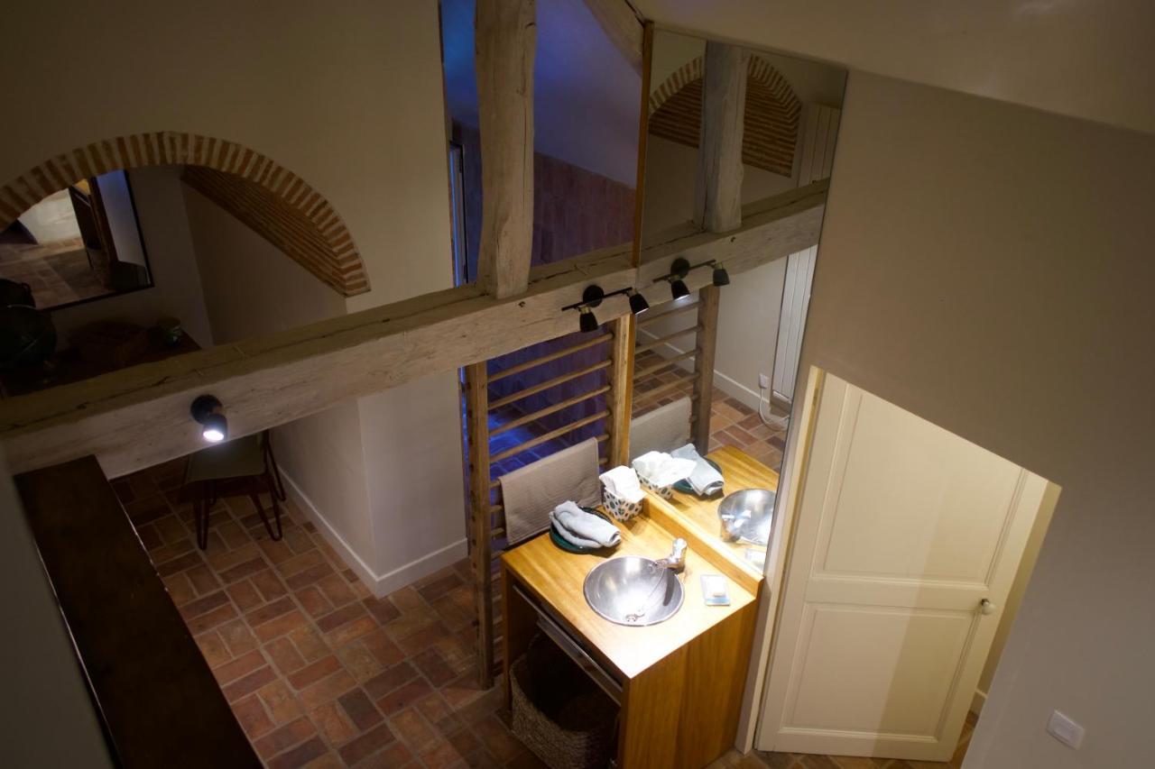 La Petite Maison Dans La Prairie Mezilles Екстер'єр фото